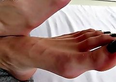 Gumby reccomend soles long toes