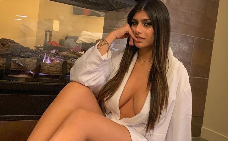 Mia khalifa wants sex
